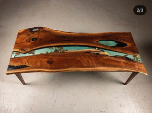 Buying Vintage Furniture Online: Expert Tips & Guide | Magnifico Resins